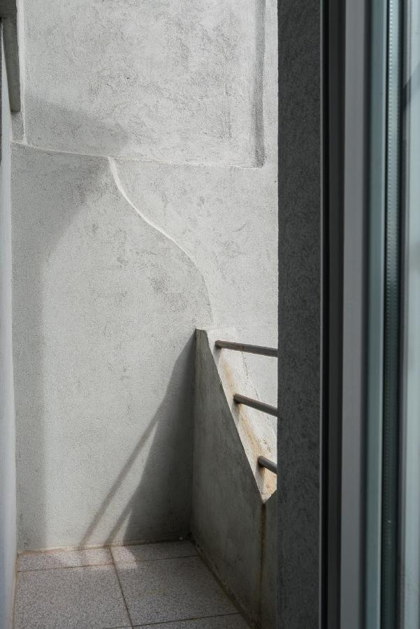 Host Wise - Sweet Bright Flats - City Center بورتو المظهر الخارجي الصورة
