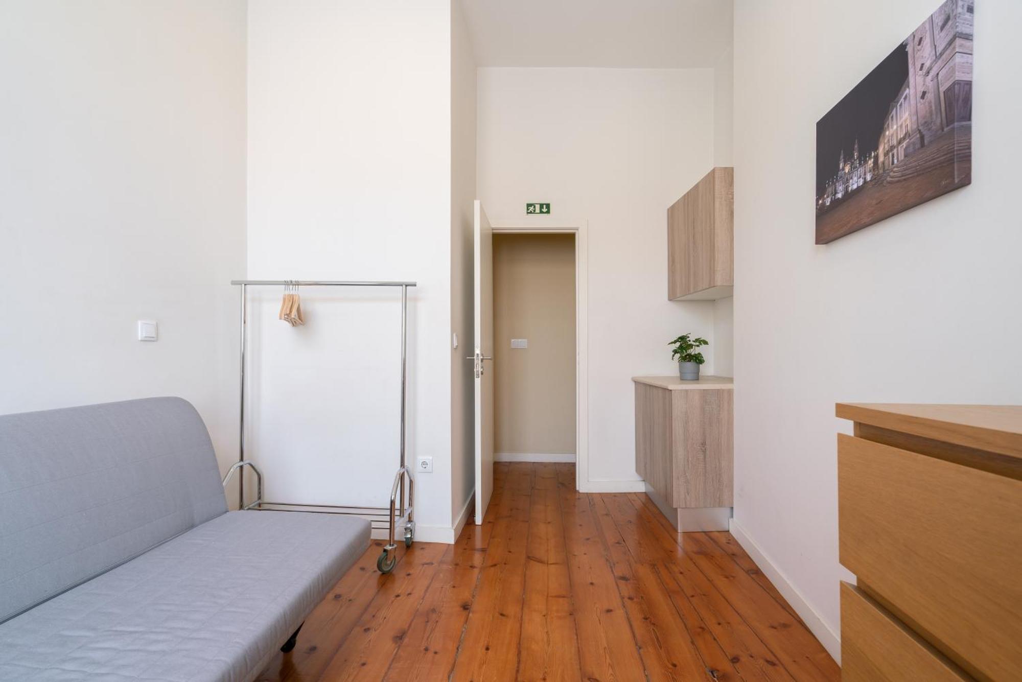 Host Wise - Sweet Bright Flats - City Center بورتو الغرفة الصورة